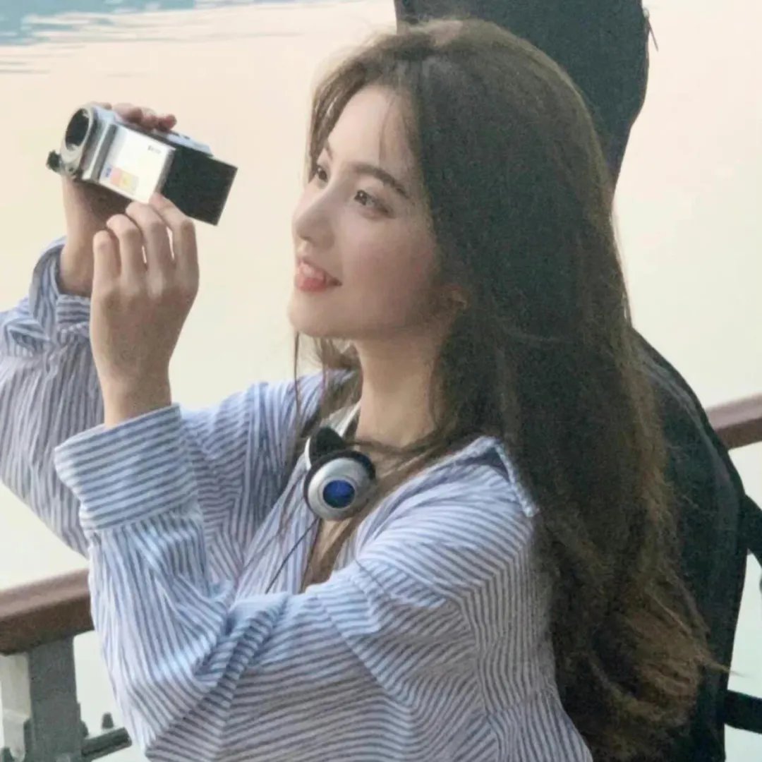 檀岛玉女 在线观看